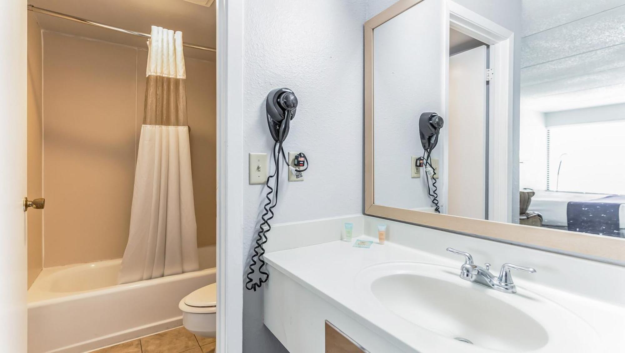 Home 1 Suites Extended Stay - Kissimmee Zewnętrze zdjęcie